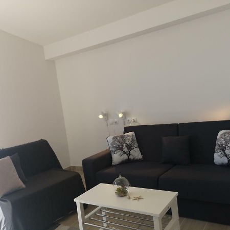 Apartman Studio Kod Ujevica Baška Voda Exterior foto